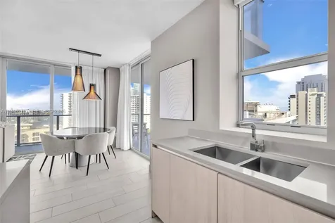 4010 S Ocean Drive Hollywood FL 33019