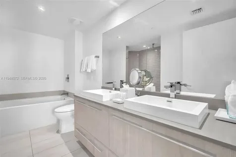 4010 S Ocean Drive Hollywood FL 33019