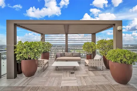 4010 S Ocean Drive Hollywood FL 33019