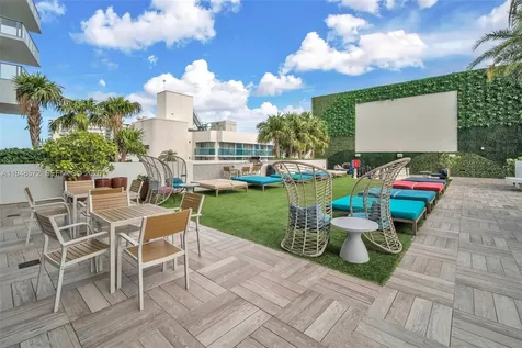 4010 S Ocean Drive Hollywood FL 33019