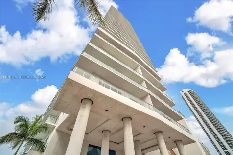 4010 S Ocean Drive Hollywood FL 33019