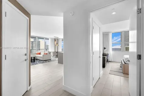 4010 S Ocean Drive Hollywood FL 33019