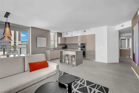 4010 S Ocean Drive Hollywood FL 33019