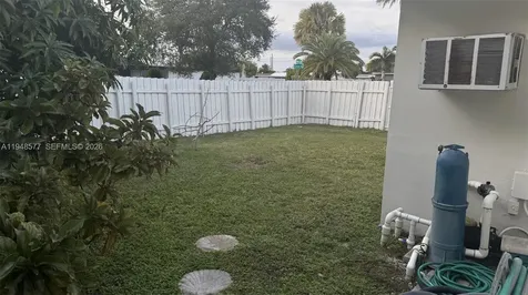 9890 Santos Drive Cutler Bay FL 33189