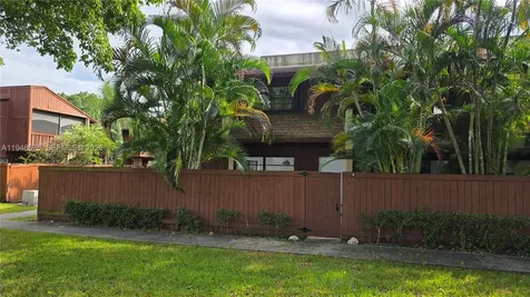 7124 SW 114th Place Miami FL 33173