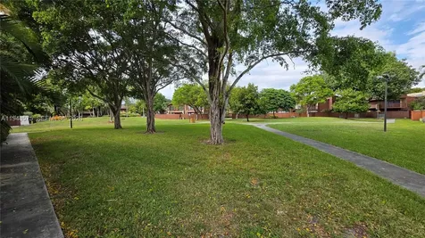 7124 SW 114th Place Miami FL 33173