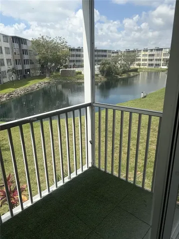 1700 NE 191st Street Miami FL 33179