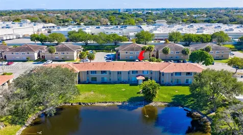 908 Twin Lakes Drive Coral Springs FL 33071