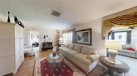 1527 Edgewater Circle Fort Myers FL 33919