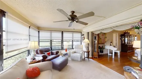 1527 Edgewater Circle Fort Myers FL 33919