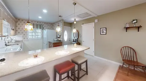 1527 Edgewater Circle Fort Myers FL 33919