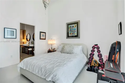 465 Brickell Avenue Miami FL 33131