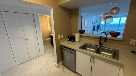 17375 Collins Avenue Sunny Isles Beach FL 33160
