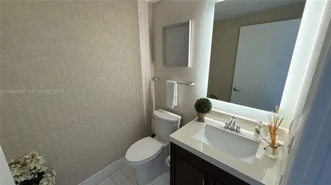 17375 Collins Avenue Sunny Isles Beach FL 33160