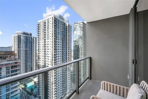 159 NE 6th Street Miami FL 33132