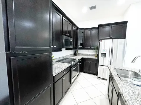 3209 W 98th Place Hialeah FL 33018