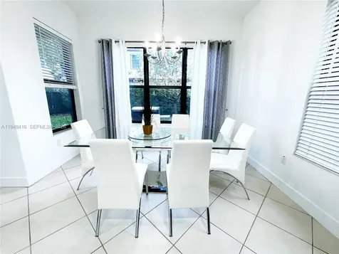 3209 W 98th Place Hialeah FL 33018