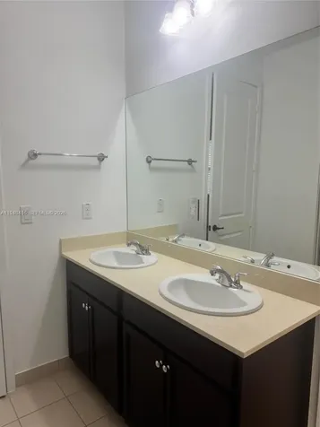 3209 W 98th Place Hialeah FL 33018