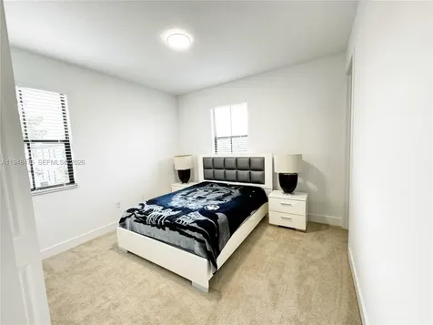 3209 W 98th Place Hialeah FL 33018