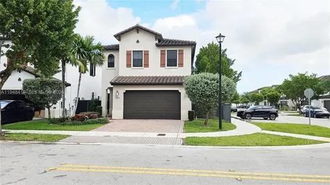 3209 W 98th Place Hialeah FL 33018