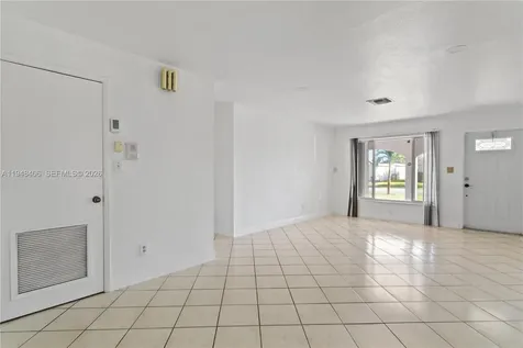 3521 NW 18th Place Lauderhill FL 33311