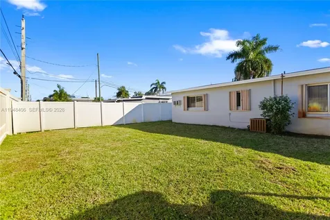 3521 NW 18th Place Lauderhill FL 33311