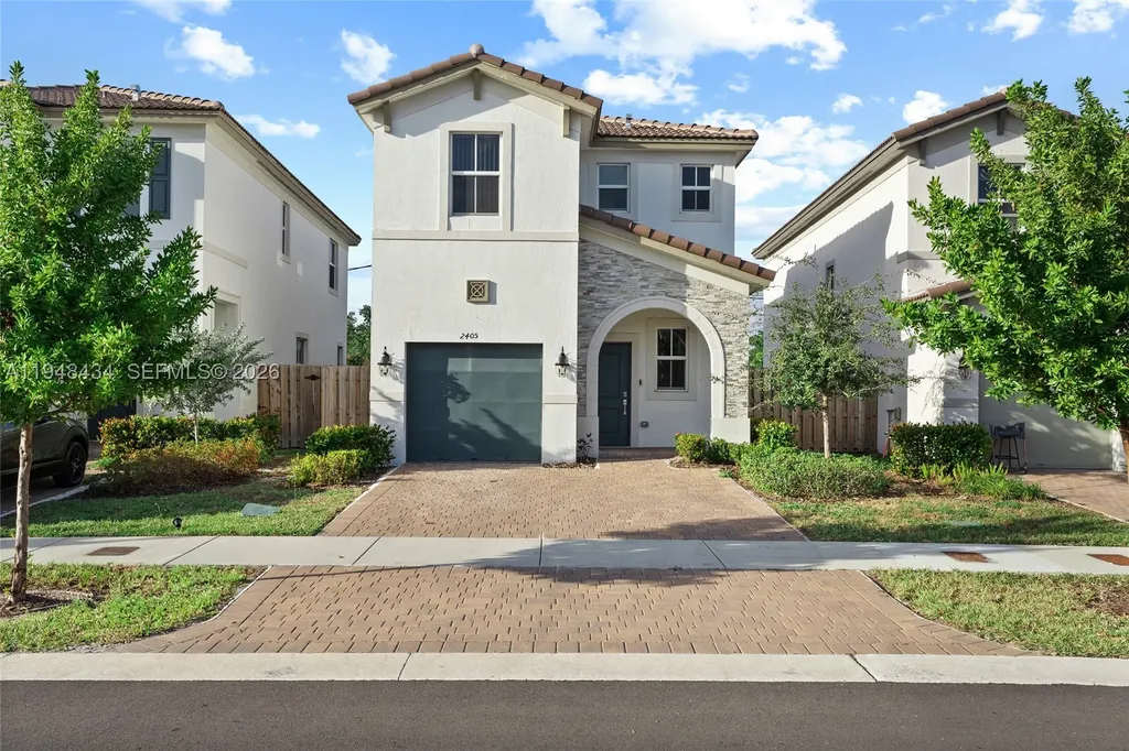 2405 NW 131st Circle Miami FL 33167