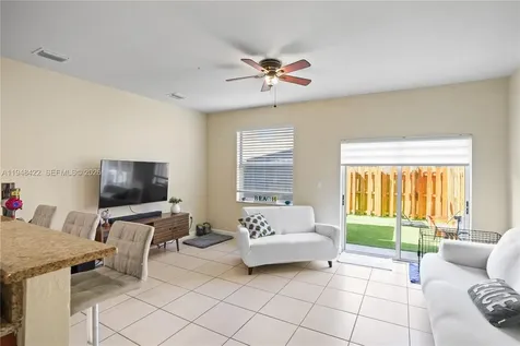 9105 SW 227th Street Cutler Bay FL 33190