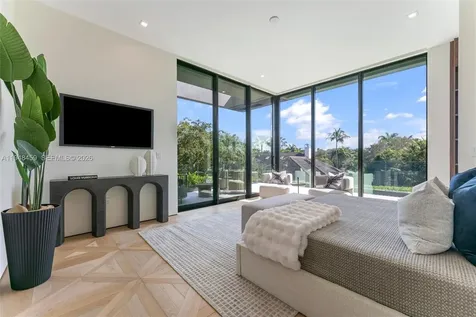 5845 SW 130th Terrace Pinecrest FL 33156