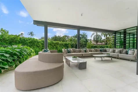 5845 SW 130th Terrace Pinecrest FL 33156