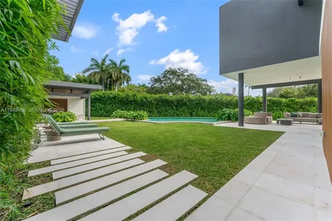 5845 SW 130th Terrace Pinecrest FL 33156