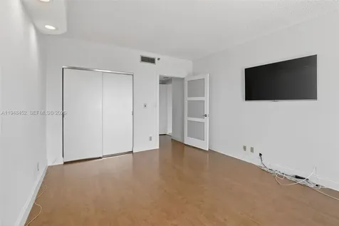 20281 E Country Club Drive Aventura FL 33180