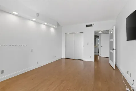 20281 E Country Club Drive Aventura FL 33180