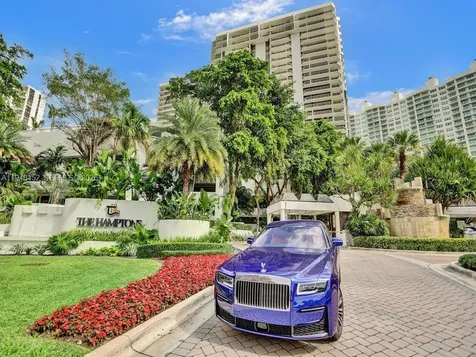 20281 E Country Club Drive Aventura FL 33180