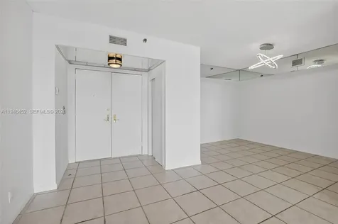 20281 E Country Club Drive Aventura FL 33180
