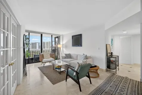1000 Island Boulevard Aventura FL 33160