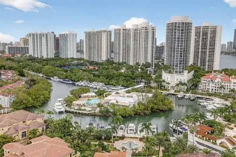 1000 Island Boulevard Aventura FL 33160