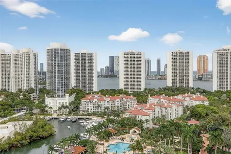 1000 Island Boulevard Aventura FL 33160