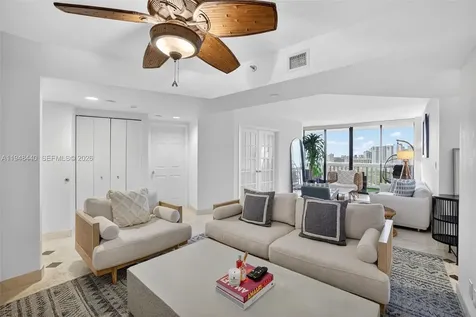 1000 Island Boulevard Aventura FL 33160