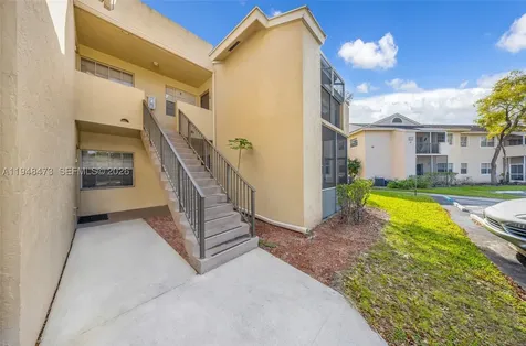 680 Cypress Club Way Deerfield Beach FL 33064