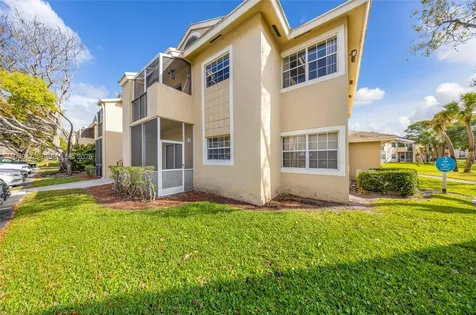 680 Cypress Club Way Deerfield Beach FL 33064