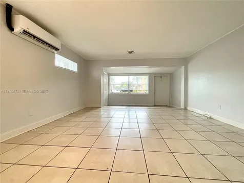 822 N 20th Avenue Hollywood FL 33020