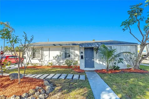 822 N 20th Avenue Hollywood FL 33020