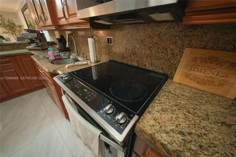 5445 W 27th Lane Hialeah FL 33016