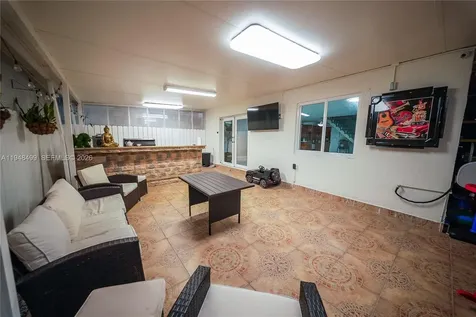 5445 W 27th Lane Hialeah FL 33016