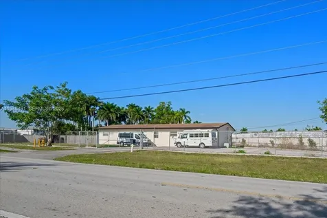 29170 Old Dixie Highway Homestead FL 33033