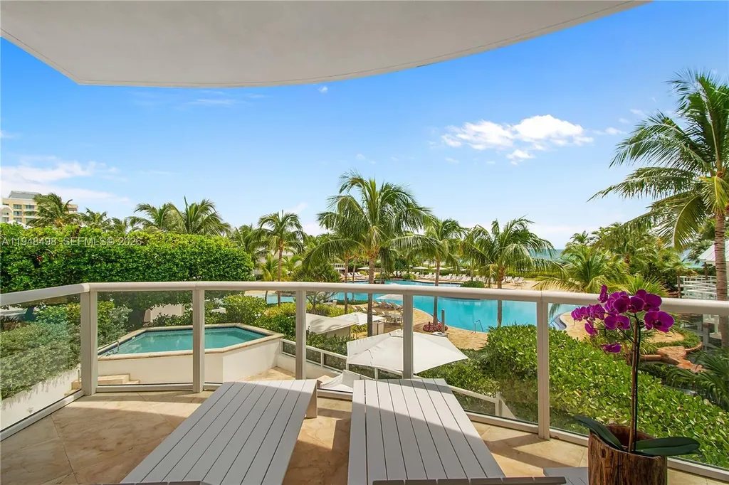 50 S Pointe Drive Miami Beach FL 33139