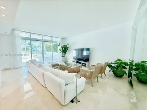50 S Pointe Drive Miami Beach FL 33139