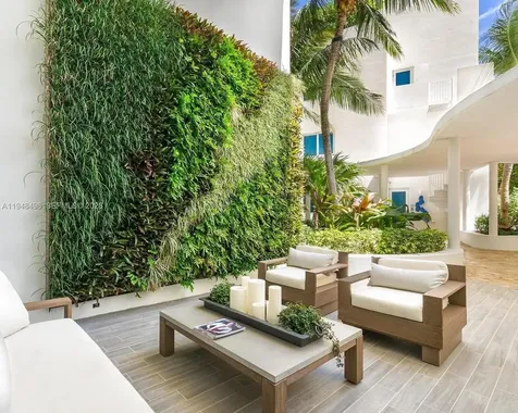 50 S Pointe Drive Miami Beach FL 33139
