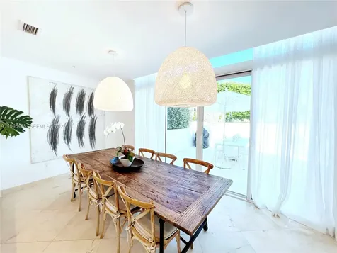 50 S Pointe Drive Miami Beach FL 33139
